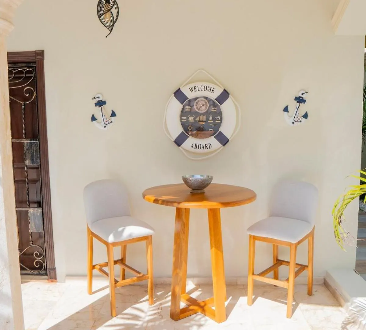 Villa La Duena - Vista Hermosa Luxury Retreat, 5Br Villa With Pool, Swim-Up Bar, Jacuzzi, Chef'S Kitchen, Fast Wi-Fi, Full Ac, Ev Charger And Solar Power, Ideal For Families & Groups Cancino 0*,  Dominikánská republika