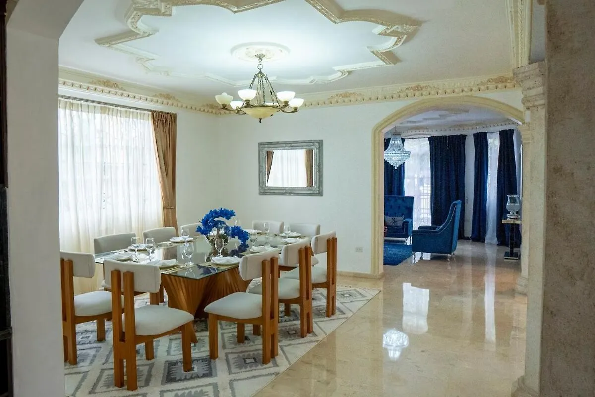 Villa La Duena - Vista Hermosa Luxury Retreat, 5Br Villa With Pool, Swim-Up Bar, Jacuzzi, Chef'S Kitchen, Fast Wi-Fi, Full Ac, Ev Charger And Solar Power, Ideal For Families & Groups Cancino